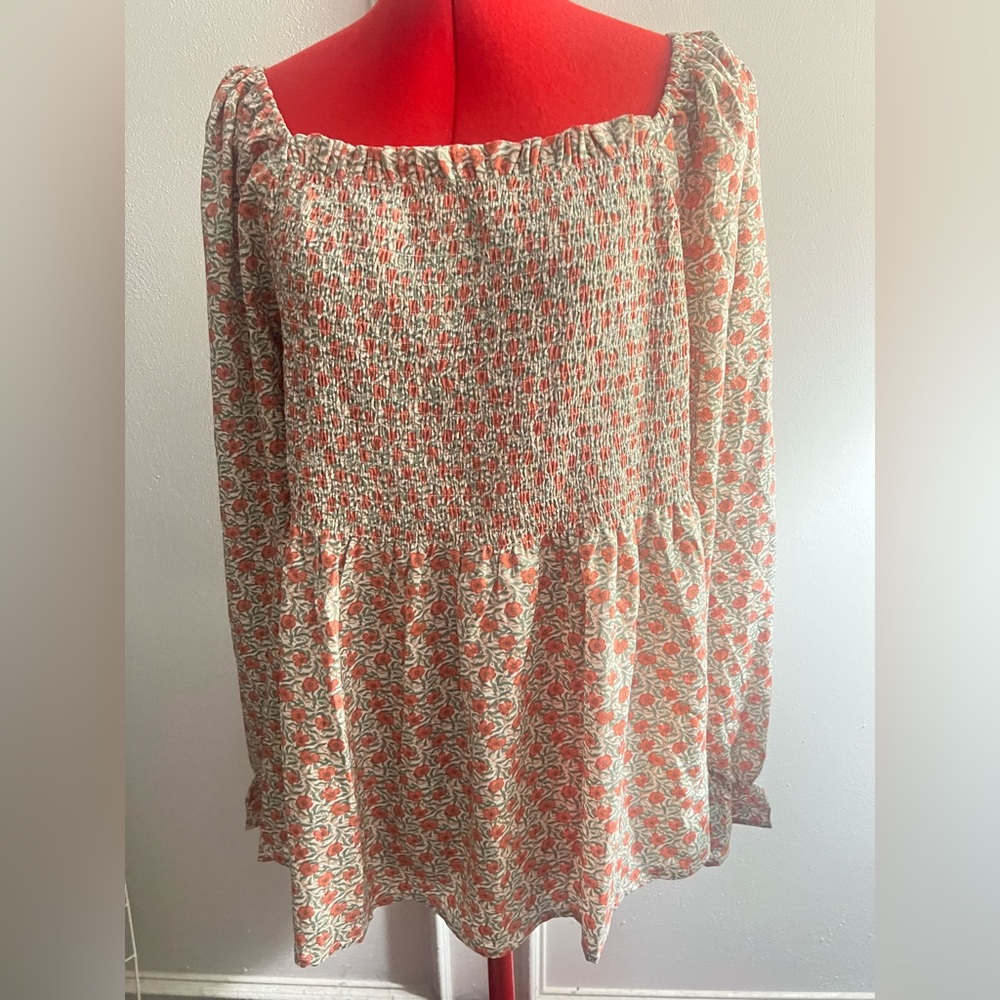 Chic Soul Boho Floral Smocked Women's Top Pretty floral print size X1